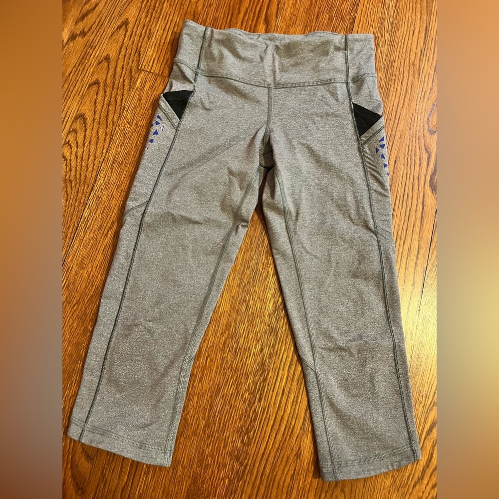 Ivivva Capri Leggings